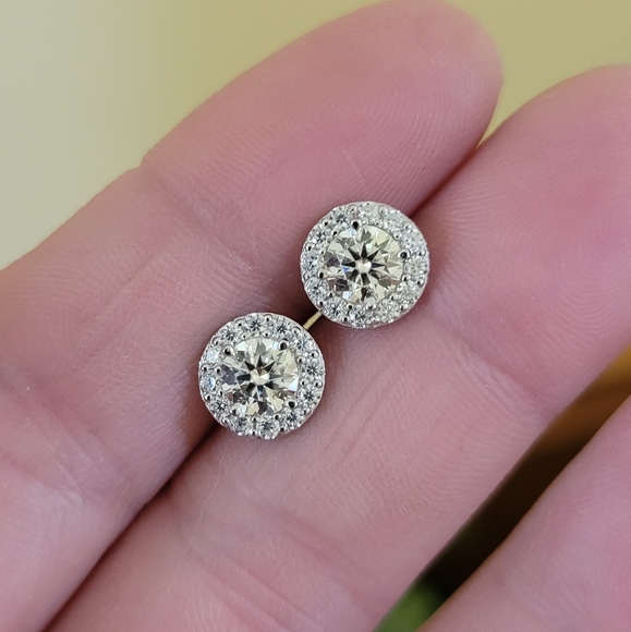 1 Carat Halo Certified Moissanite Stud Earrings NEW - Picture 10 of 15